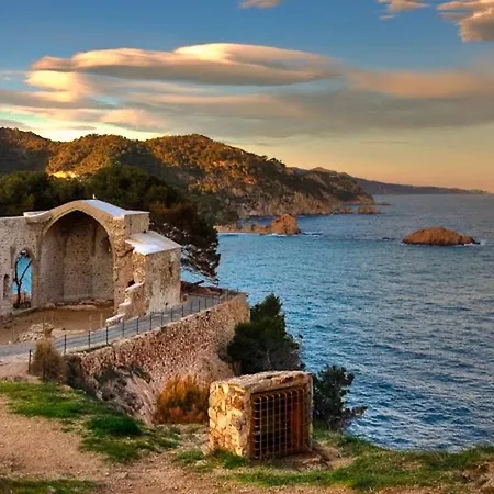Lets Holidays The View In Tossa * توسا ذي مار
